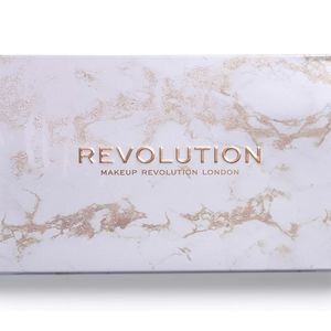 NWOT Revolution Forever Flawless Palette in Decadent